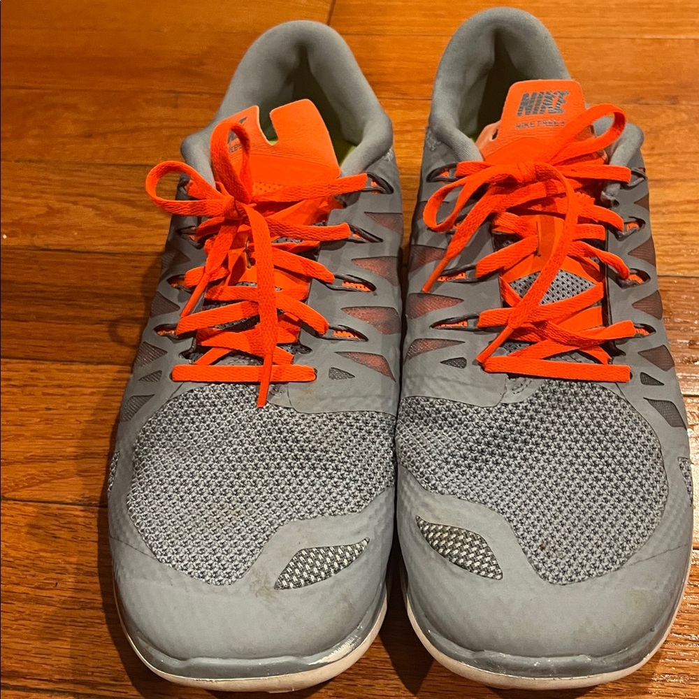 Nike Gray and Orange Men's Shoes